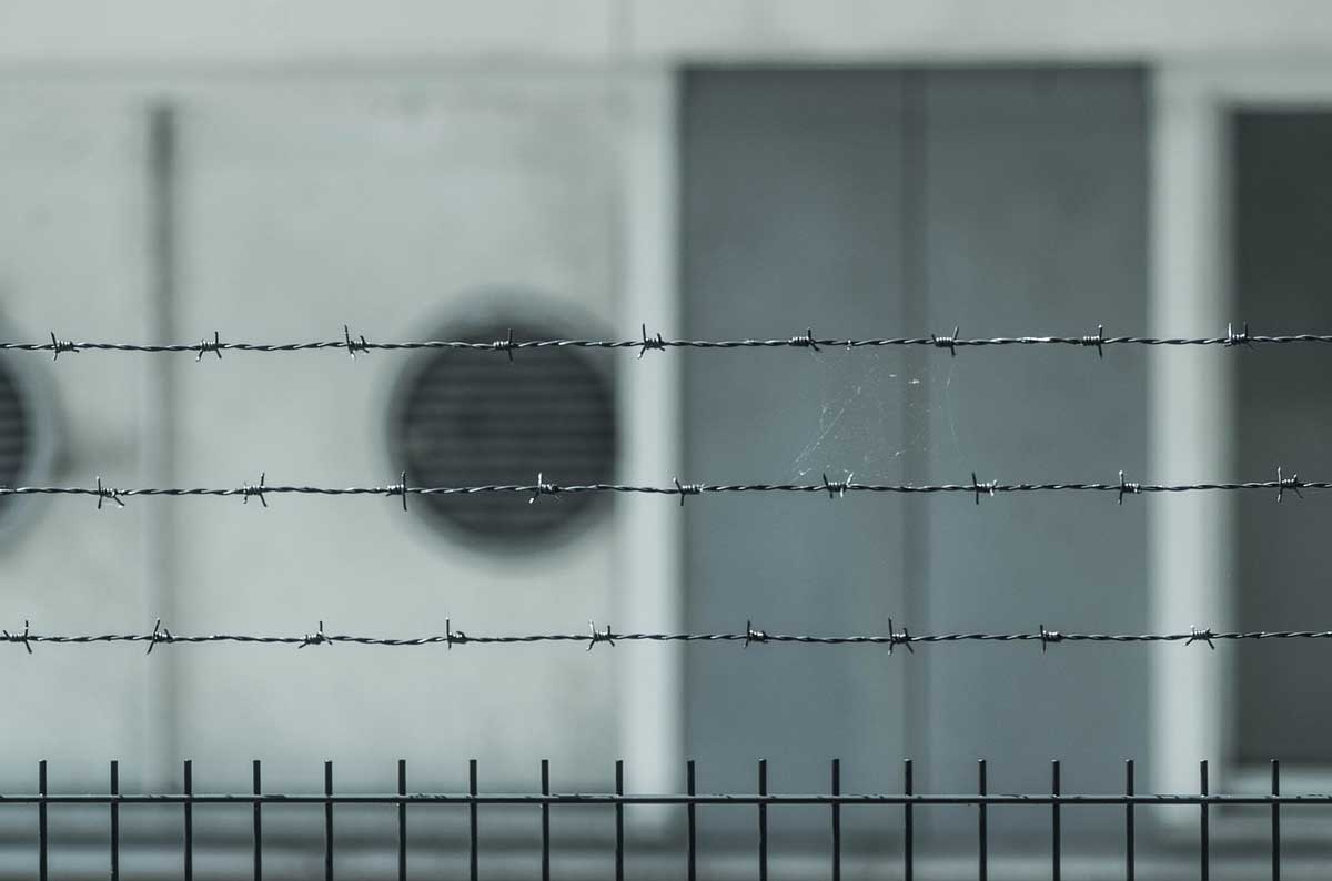 Prisons Turn to Vaping for Harm Reduction as Ireland Debates Tougher Restrictions